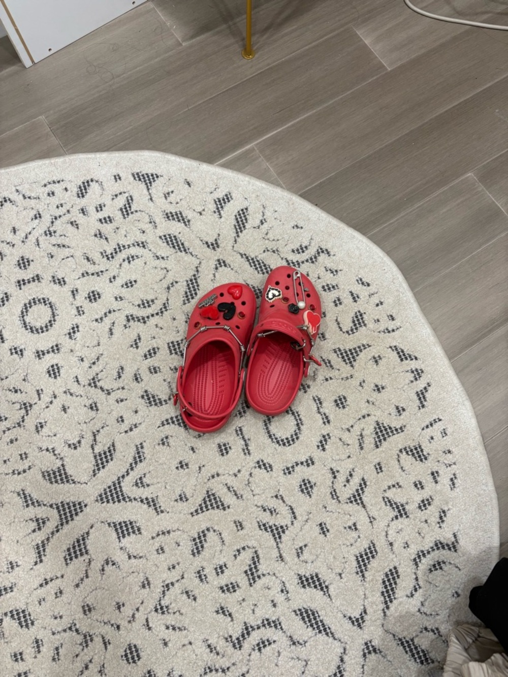 Karol G crocs - Picture 3 of 6
